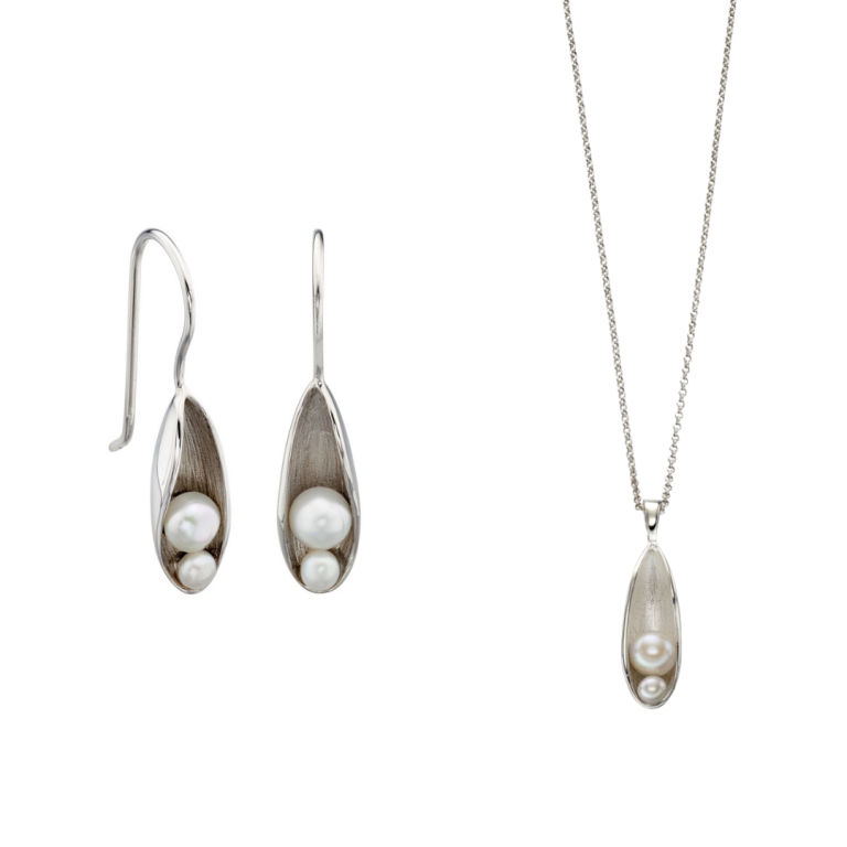 A Pearl Jewellery Set From Joshua James