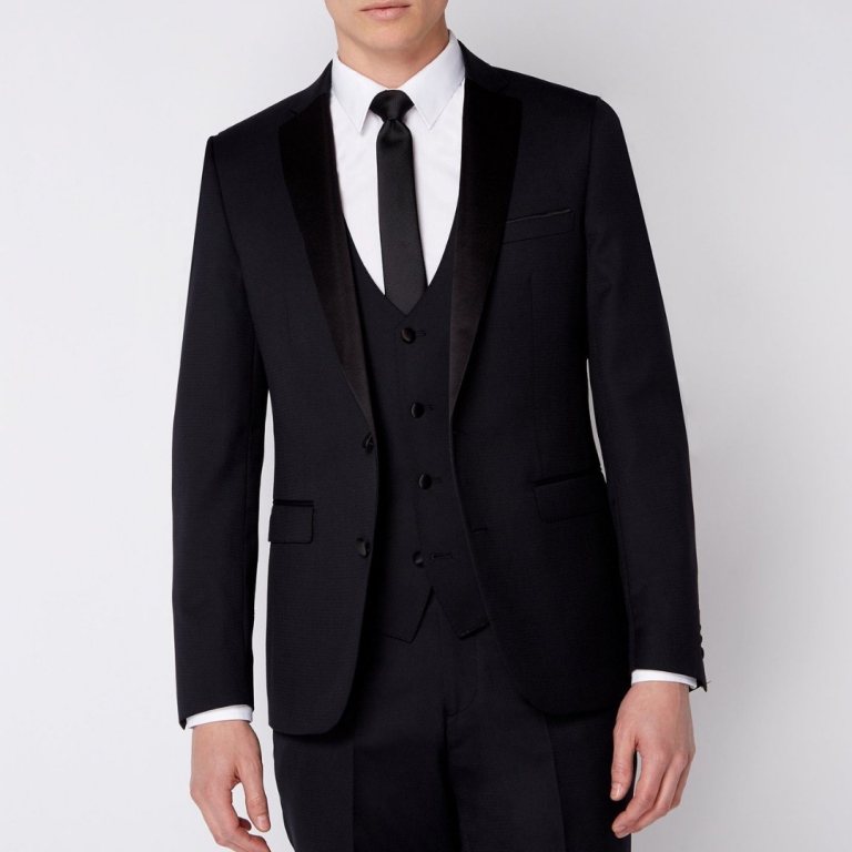 Bespoke Jewellery UK Black & White Classic Suit
