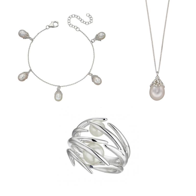A Pearl Jewellery Set From Joshua James & Shaun Leane